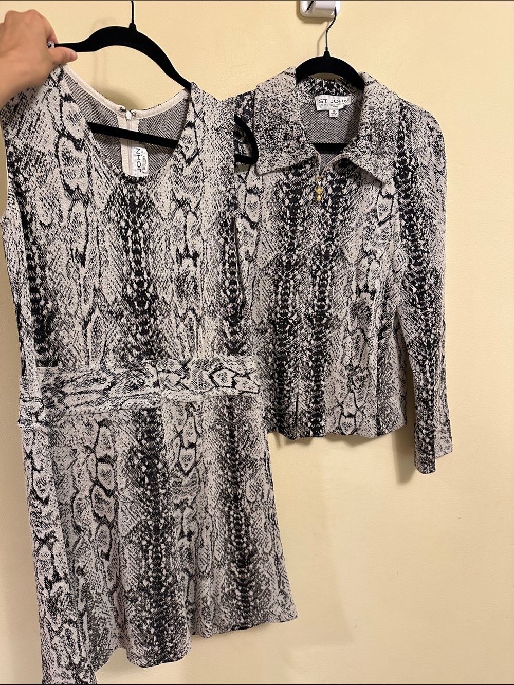 St. John Blazer And Dress Set Snake 10/12 Large